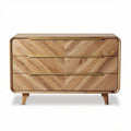 Commode en bois avec finition chevron et poignées dorées 90 x 45 x 75cm