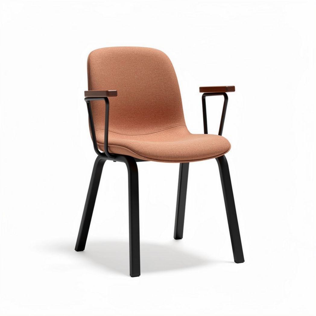 Chaise d'appoint en tissu brun avec accoudoirs et structure en métal noir